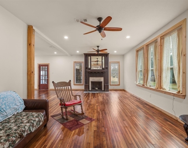 9009 Lazy Lane - Photo Thumbnail 6