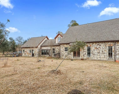 9009 Lazy Lane - Photo Thumbnail 35