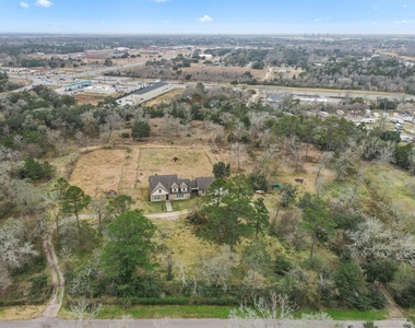 9009 Lazy Lane - Photo Thumbnail 41