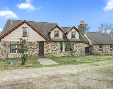 9009 Lazy Lane - Photo Thumbnail 2