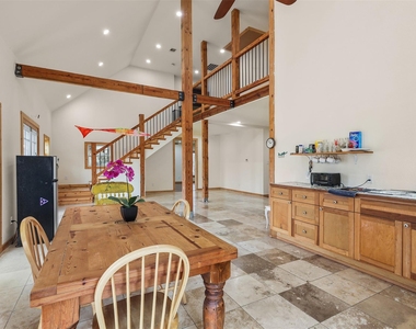9009 Lazy Lane - Photo Thumbnail 16