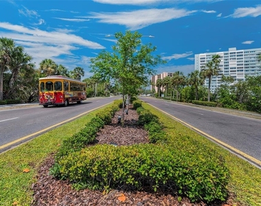 415 Island Way - Photo Thumbnail 43