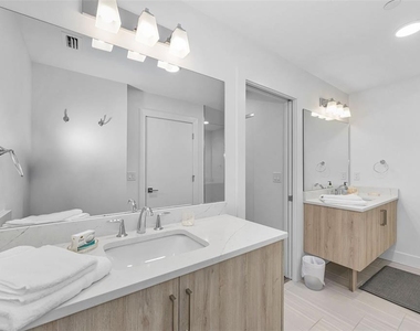 415 Island Way - Photo Thumbnail 21