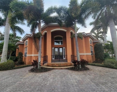 10209 Thurston Groves Boulevard - Photo Thumbnail 63