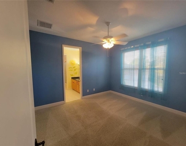 10209 Thurston Groves Boulevard - Photo Thumbnail 30