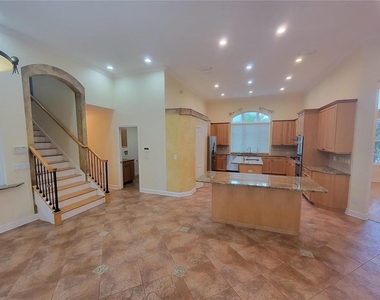 10209 Thurston Groves Boulevard - Photo Thumbnail 39