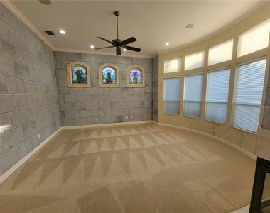 10209 Thurston Groves Boulevard - Photo Thumbnail 53