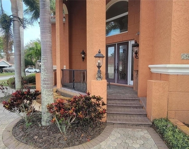 10209 Thurston Groves Boulevard - Photo Thumbnail 1