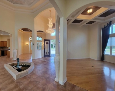 10209 Thurston Groves Boulevard - Photo Thumbnail 61