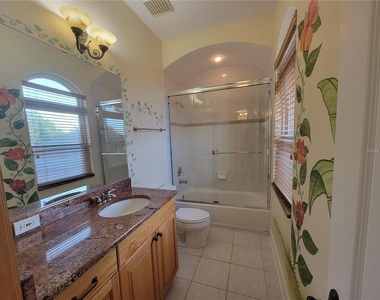 10209 Thurston Groves Boulevard - Photo Thumbnail 28