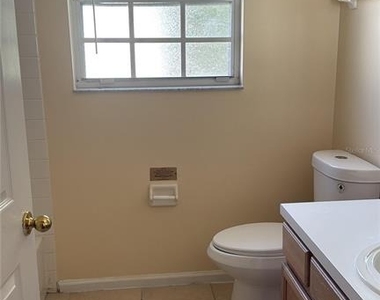 3950 Southpointe Drive - Photo Thumbnail 9