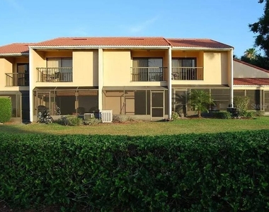 733 Carpenters Way - Photo Thumbnail 10