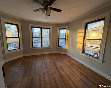 29 Silver Street - Photo Thumbnail 1