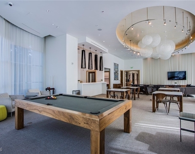 222 Karen Avenue - Photo Thumbnail 2