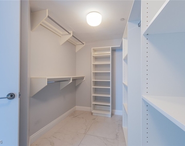 222 Karen Avenue - Photo Thumbnail 24