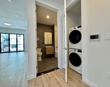 161 Lenox Road - Photo Thumbnail 8