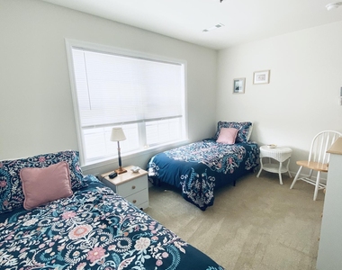 1402 C Street - Photo Thumbnail 18
