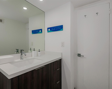 3140 S Ocean Drive - Photo Thumbnail 25