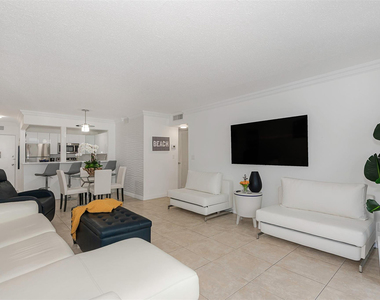 3140 S Ocean Drive - Photo Thumbnail 17
