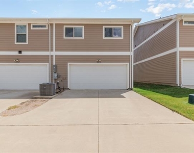 2216 Canongate Drive - Photo Thumbnail 11
