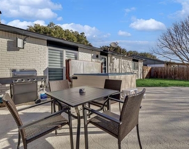 5112 Arbor Glen Road - Photo Thumbnail 28