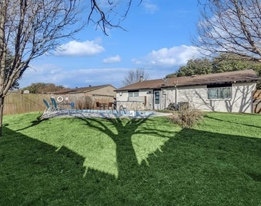 5112 Arbor Glen Road - Photo Thumbnail 31