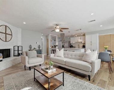5112 Arbor Glen Road - Photo Thumbnail 16