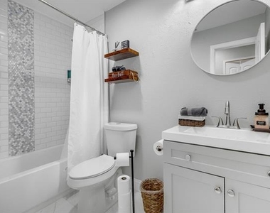 5112 Arbor Glen Road - Photo Thumbnail 23