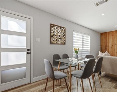 5112 Arbor Glen Road - Photo Thumbnail 12