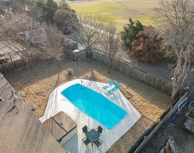 5112 Arbor Glen Road - Photo Thumbnail 32