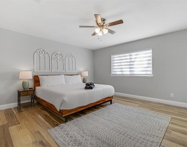 5112 Arbor Glen Road - Photo Thumbnail 19