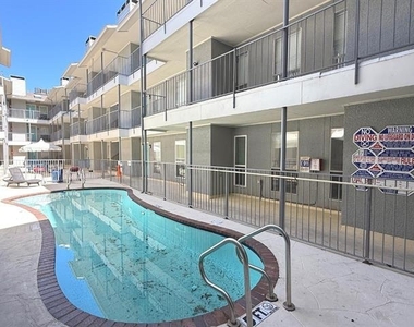 4502 Gaston Avenue - Photo Thumbnail 17