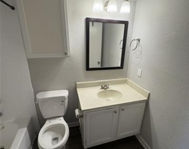4502 Gaston Avenue - Photo Thumbnail 15
