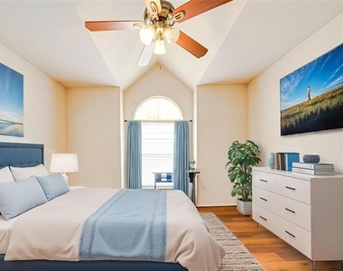 3946 Brandon Park Drive - Photo Thumbnail 9