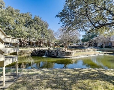 3550 Country Square Drive - Photo Thumbnail 5