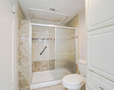3550 Country Square Drive - Photo Thumbnail 25