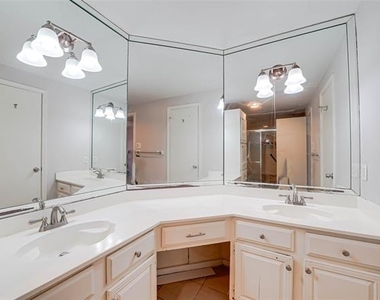 3550 Country Square Drive - Photo Thumbnail 24