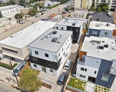 6419 1/2 Lexington Avenue - Photo Thumbnail 17