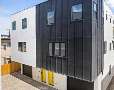 6419 1/2 Lexington Avenue - Photo Thumbnail 16