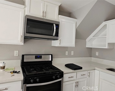 12308 Valley View Avenue - Photo Thumbnail 39