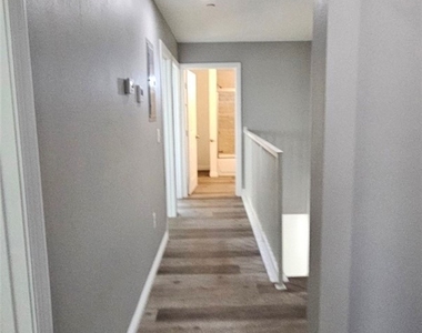 12308 Valley View Avenue - Photo Thumbnail 13