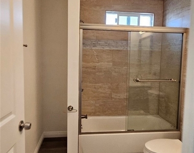 12308 Valley View Avenue - Photo Thumbnail 56