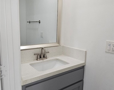 12308 Valley View Avenue - Photo Thumbnail 50