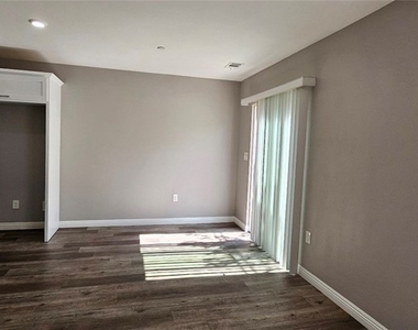 12308 Valley View Avenue - Photo Thumbnail 35