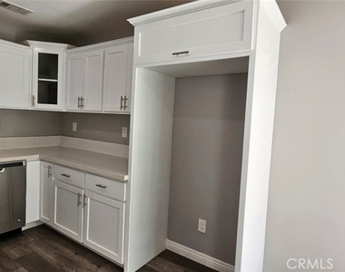 12308 Valley View Avenue - Photo Thumbnail 41