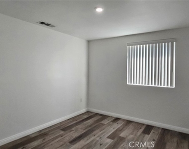 12308 Valley View Avenue - Photo Thumbnail 11