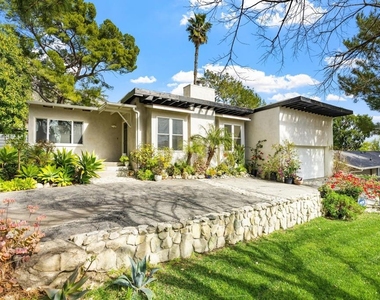 3323 Reta Street - Photo Thumbnail 6