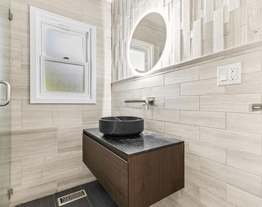 3323 Reta Street - Photo Thumbnail 11