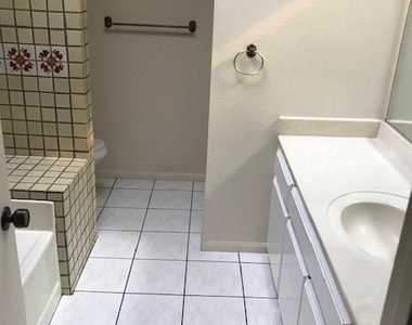 411 N Ynez Avenue - Photo Thumbnail 3
