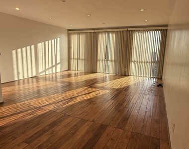 800 W 1st Street - Photo Thumbnail 13